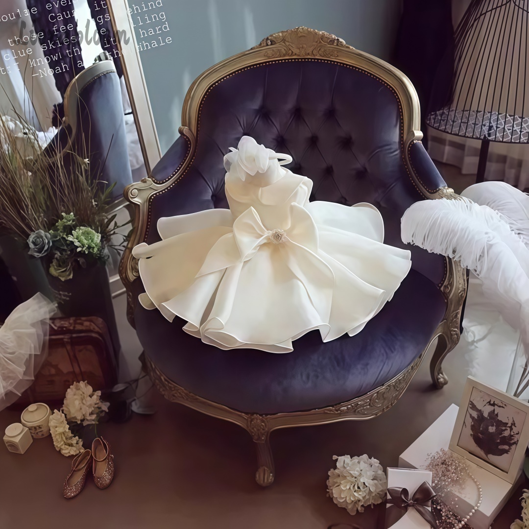 Vestido Branco com Pérolas par - Woman Formal Wear avaliação e preço